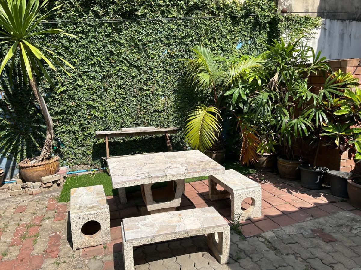 Thaitae Guesthouse Huahin מראה חיצוני תמונה